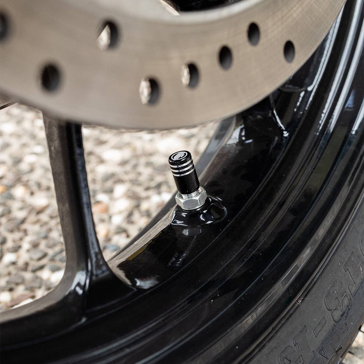Round Black ML - Motorcycle Valve Caps