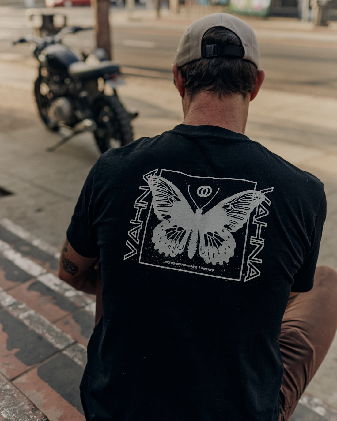 Metamorphosis Pocket Tee – Black