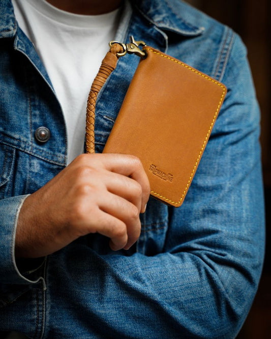 Buff Leather Explorer Wallet - Vintage Tan