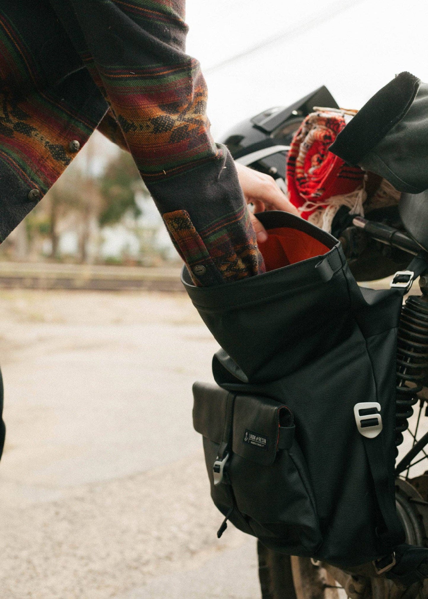 Moto Pannier Bag: Black / One Size