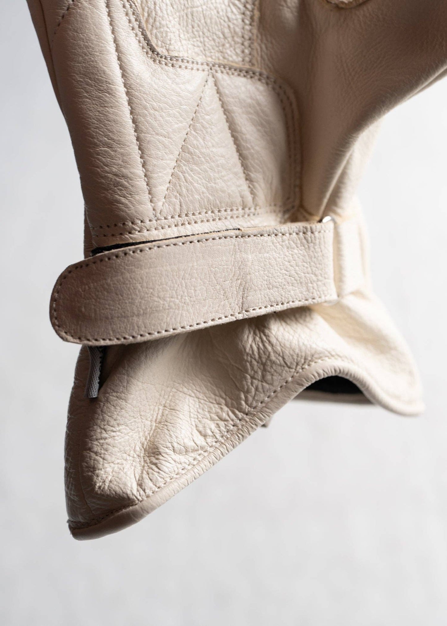 INR X VAHNA Moto Gloves: White / X-Large