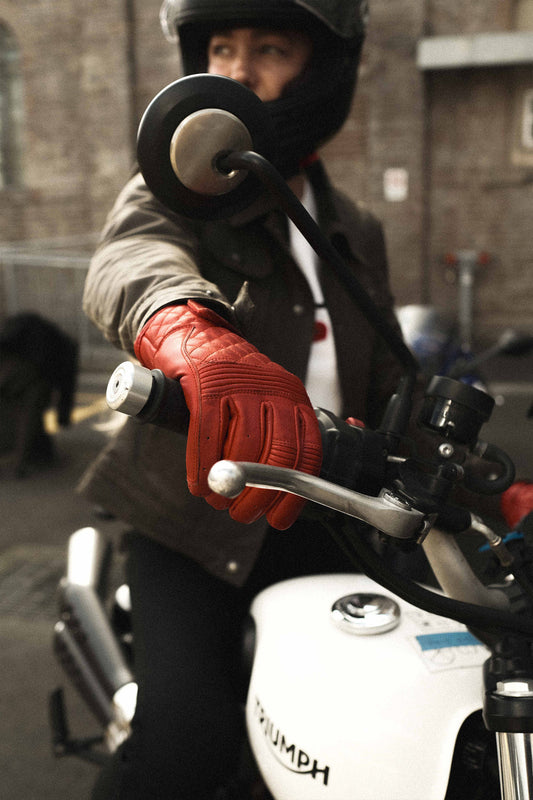 Cafe Quilted Gloves
