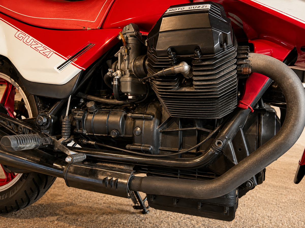 1987 Moto Guzzi Le Mans 1000