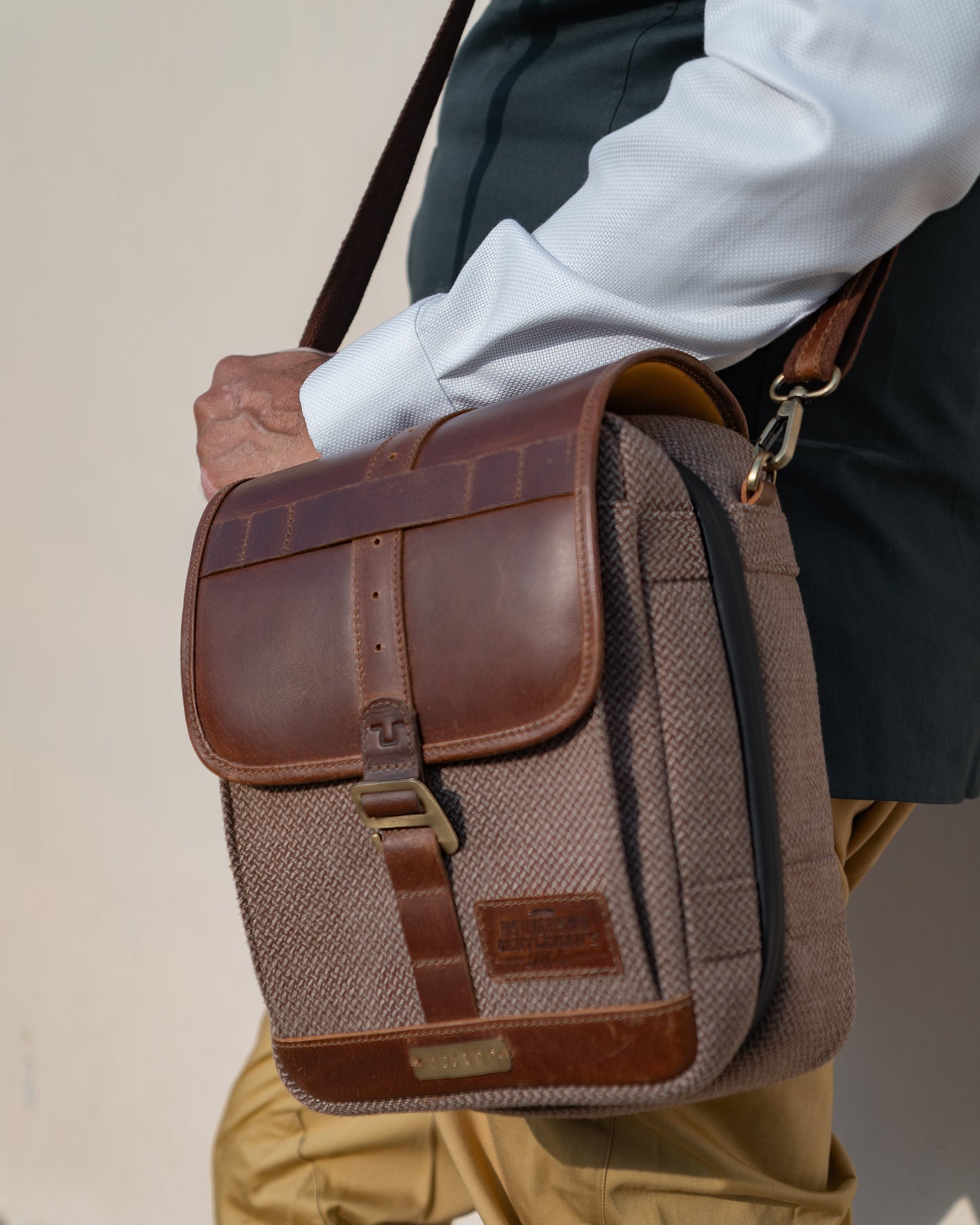 Cartographer Tank Bag - Cognac