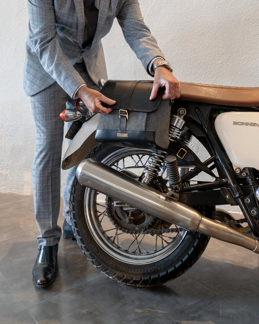 Wayfarer Pannier - Black