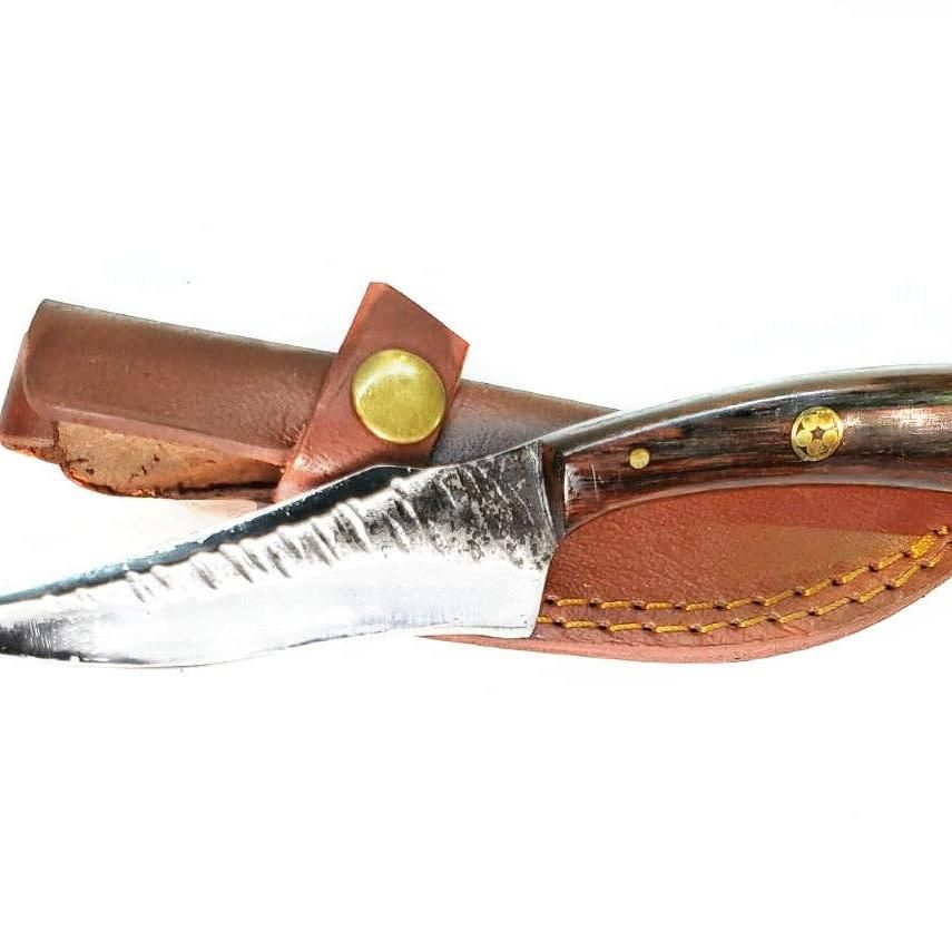 Carbon steel Black Walnut wood scales