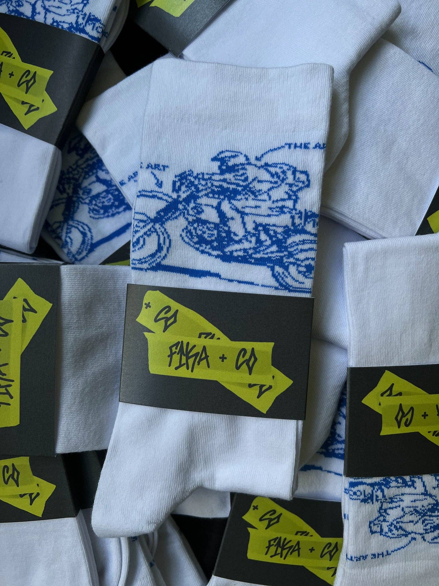 “Art & Artist” socks (white)